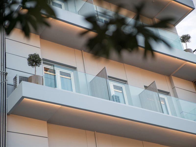 ホテル The Convo Athens Riviera エクステリア 写真
