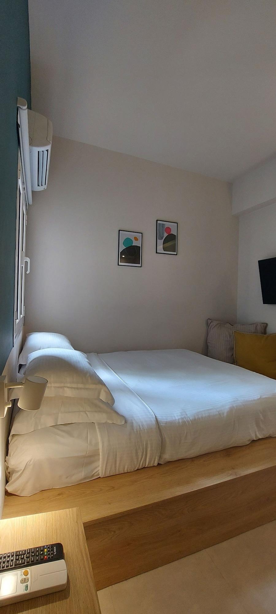 ホテル The Convo Athens Riviera エクステリア 写真